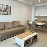 Axxis Nord 아파트 마마이아