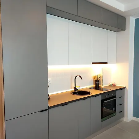 Axxis Nord Apartment Mamaia